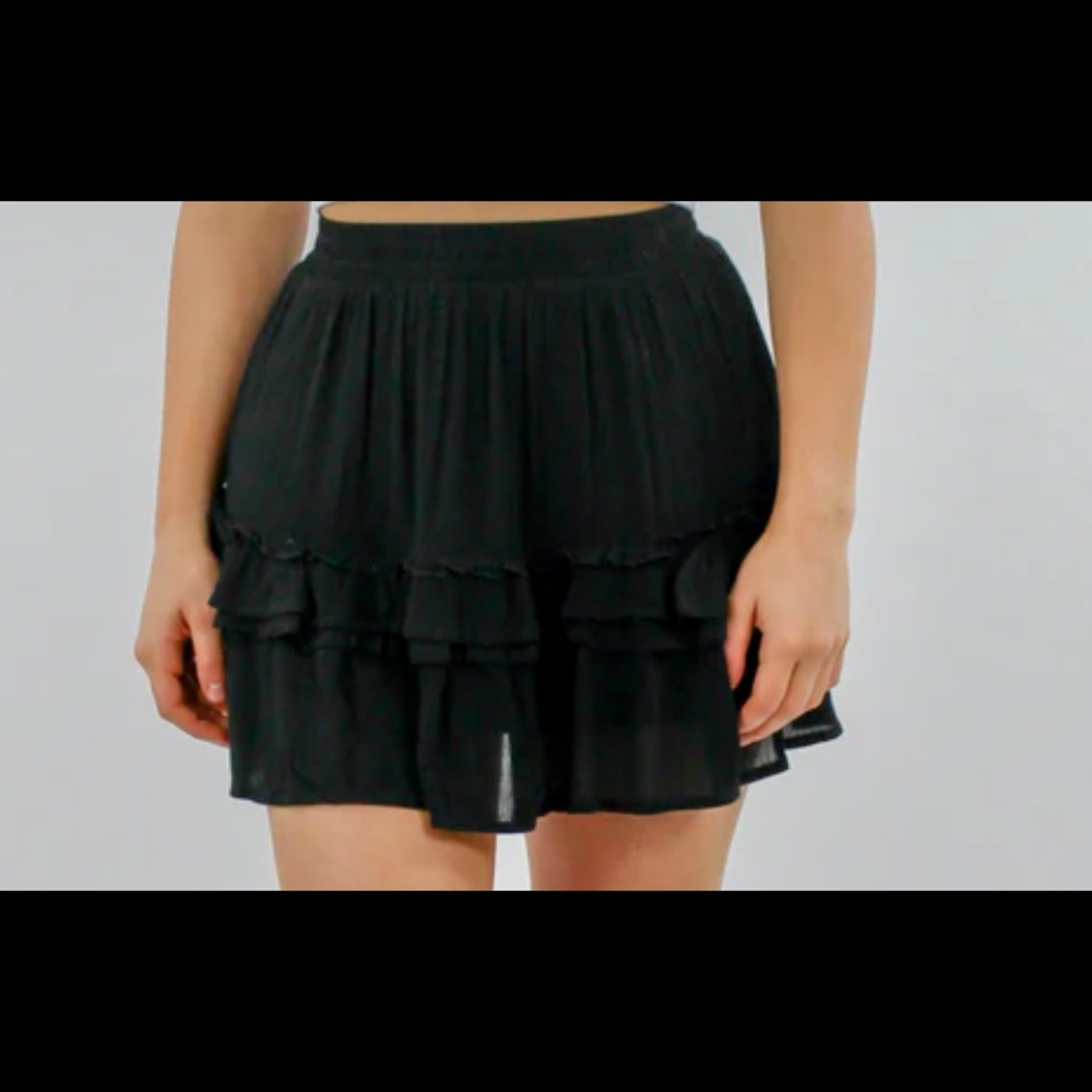 Storia Black tiered ruffle skirt